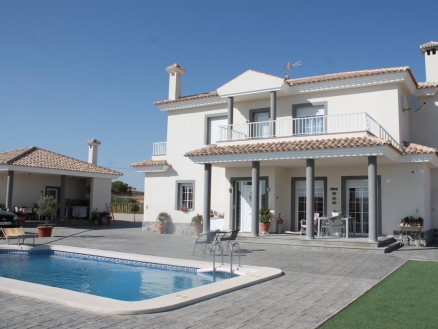 Pinoso property: Villa for sale in Pinoso 261176