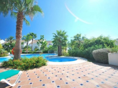 Manchones Nagueles property: Townhome for sale in Manchones Nagueles 261372