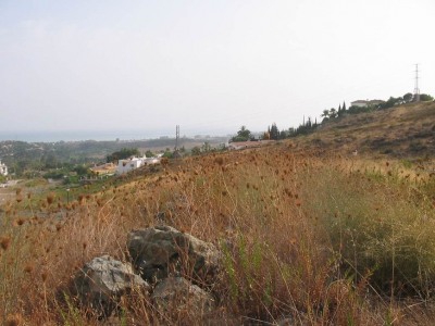 El Paraiso property: Land with bedroom in El Paraiso, Spain 261850