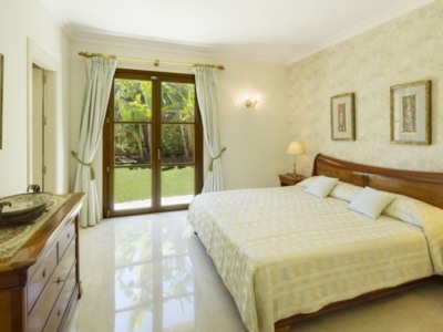 Nueva Andalucia property: Villa for sale in Nueva Andalucia 262036