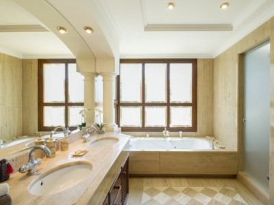 Nueva Andalucia property: Malaga property | 6 bedroom Villa 262036