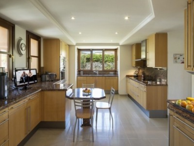 Nueva Andalucia property: Malaga Villa 262036