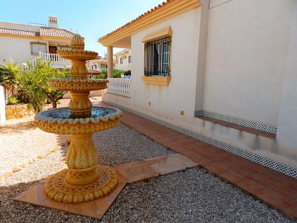 Villamartin property: Villa with 3 bedroom in Villamartin, Spain 262236