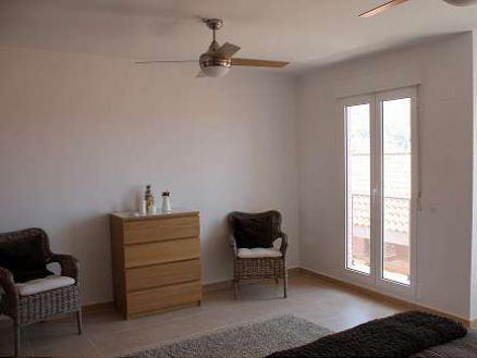 Pinoso property: Apartment for sale in Pinoso, Alicante 263569