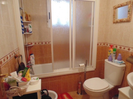 Apartment with 2 bedroom in town 263576