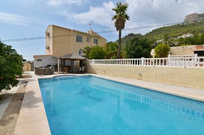 Villa with 5 bedroom in town 263944