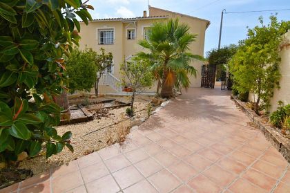 Alicante property | 5 bedroom Villa 263944