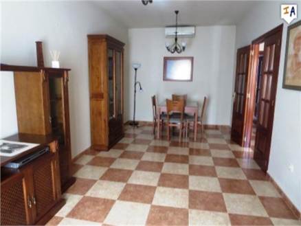 Townhome with 3 bedroom in town, Spain 264105