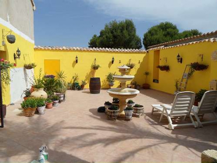 Pinoso property: Villa for sale in Pinoso, Spain 264562