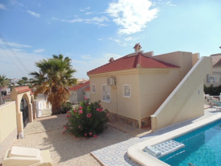 Villa for sale in town 264629