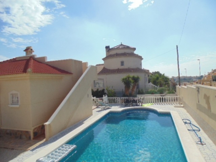 Villa for sale in town, Spain 264629