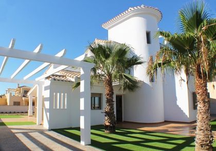 Villa with 4 bedroom in town 264713