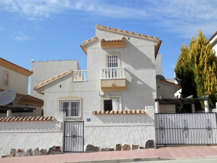 Villa for sale in town 264793