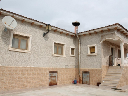Pinoso property: Villa with 3 bedroom in Pinoso 264952