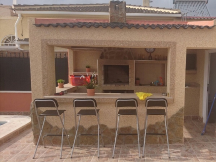 Villa with 4 bedroom in town 264961