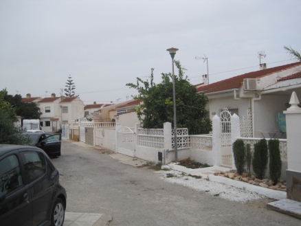 Bungalow for sale in town, Spain 264963