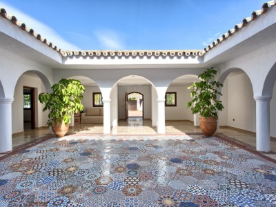 Nueva Andalucia property: Villa for sale in Nueva Andalucia, Malaga 265338