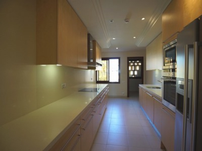 Estepona property: Apartment with 3 bedroom in Estepona 265385