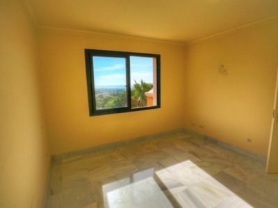 Benahavis property: Apartment for sale in Benahavis, Malaga 265446
