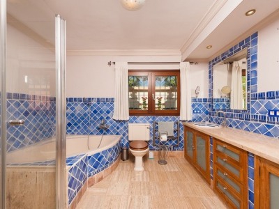 Estepona property: Malaga property | 5 bedroom Villa 265455