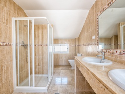 Estepona property: Penthouse with 3 bedroom in Estepona 266256