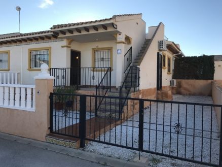 Bungalow for sale in town 266836