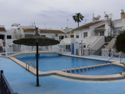Bungalow for sale in town, Spain 266837