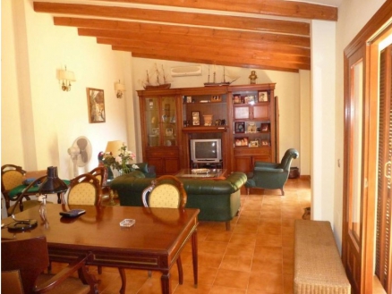 Rio Real property: Villa to rent in Rio Real, Malaga 267149