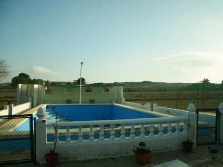 Villena property: Alicante property | 4 bedroom Villa 267253