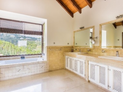 Benahavis property: Malaga property | 6 bedroom Villa 267457