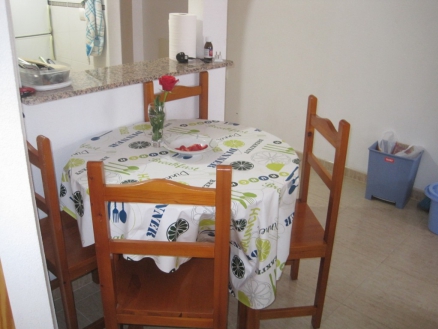  2 bedroom Apartment 268154