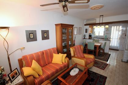 Villa for sale in town, Spain 269276