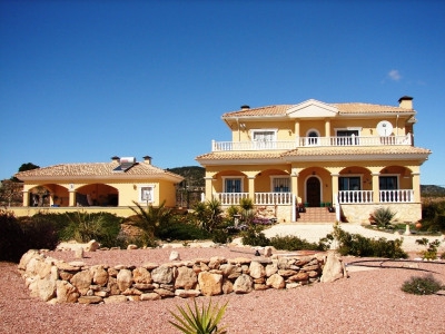 Pinoso property: Villa with 4 bedroom in Pinoso 270278