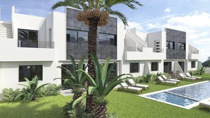 Villa for sale in town 270292