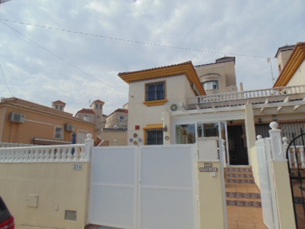 Semi-Detached with 3 bedroom in town, Spain 270394