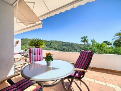 Benahavis property: Apartment with 2 bedroom in Benahavis, Spain 270442