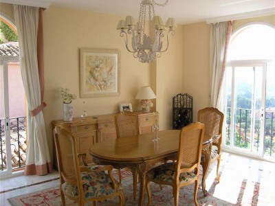 Nueva Andalucia property: Apartment with 2 bedroom in Nueva Andalucia, Spain 271694