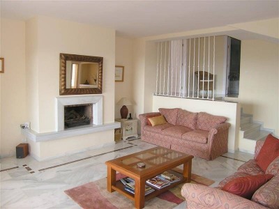 Nueva Andalucia property: Apartment for sale in Nueva Andalucia, Malaga 271694
