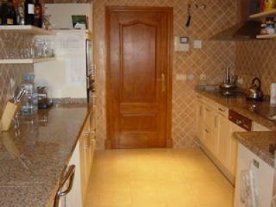 Estepona property: Apartment with 3 bedroom in Estepona 271742