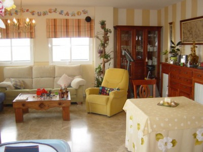 Estepona property: Penthouse with 4 bedroom in Estepona 271755