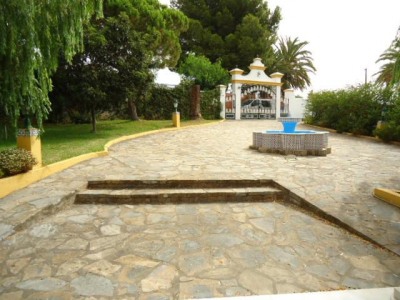 Estepona property: Villa with 4 bedroom in Estepona 271774