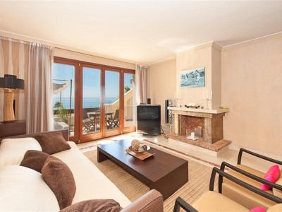 Estepona property: Penthouse with 3 bedroom in Estepona 271812