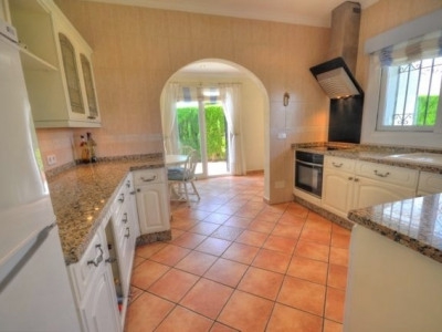 Villa with 3 bedroom in town 271821