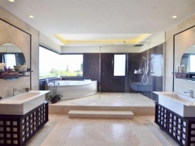 Nueva Andalucia property: Malaga property | 5 bedroom Villa 271838