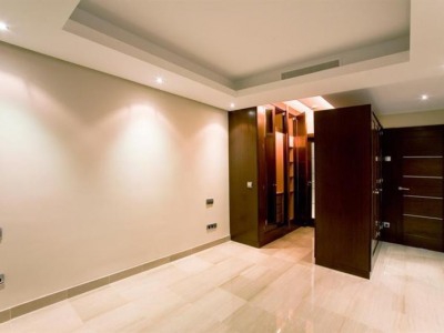 Estepona property: Apartment for sale in Estepona, Malaga 271856