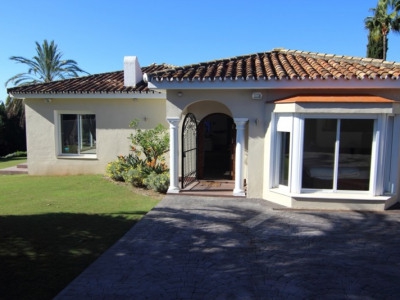 El Paraiso property: Villa in Malaga for sale 271874