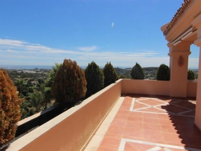 Nueva Andalucia property: Penthouse for sale in Nueva Andalucia, Spain 271880
