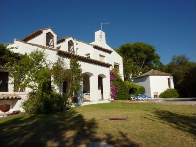 Estepona property: Villa with 4 bedroom in Estepona 271900