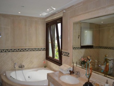 Marbella property: Malaga property | 2 bedroom Apartment 271928