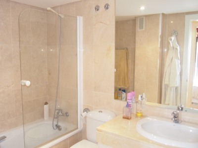 Marbella property: Malaga property | 2 bedroom Apartment 271944